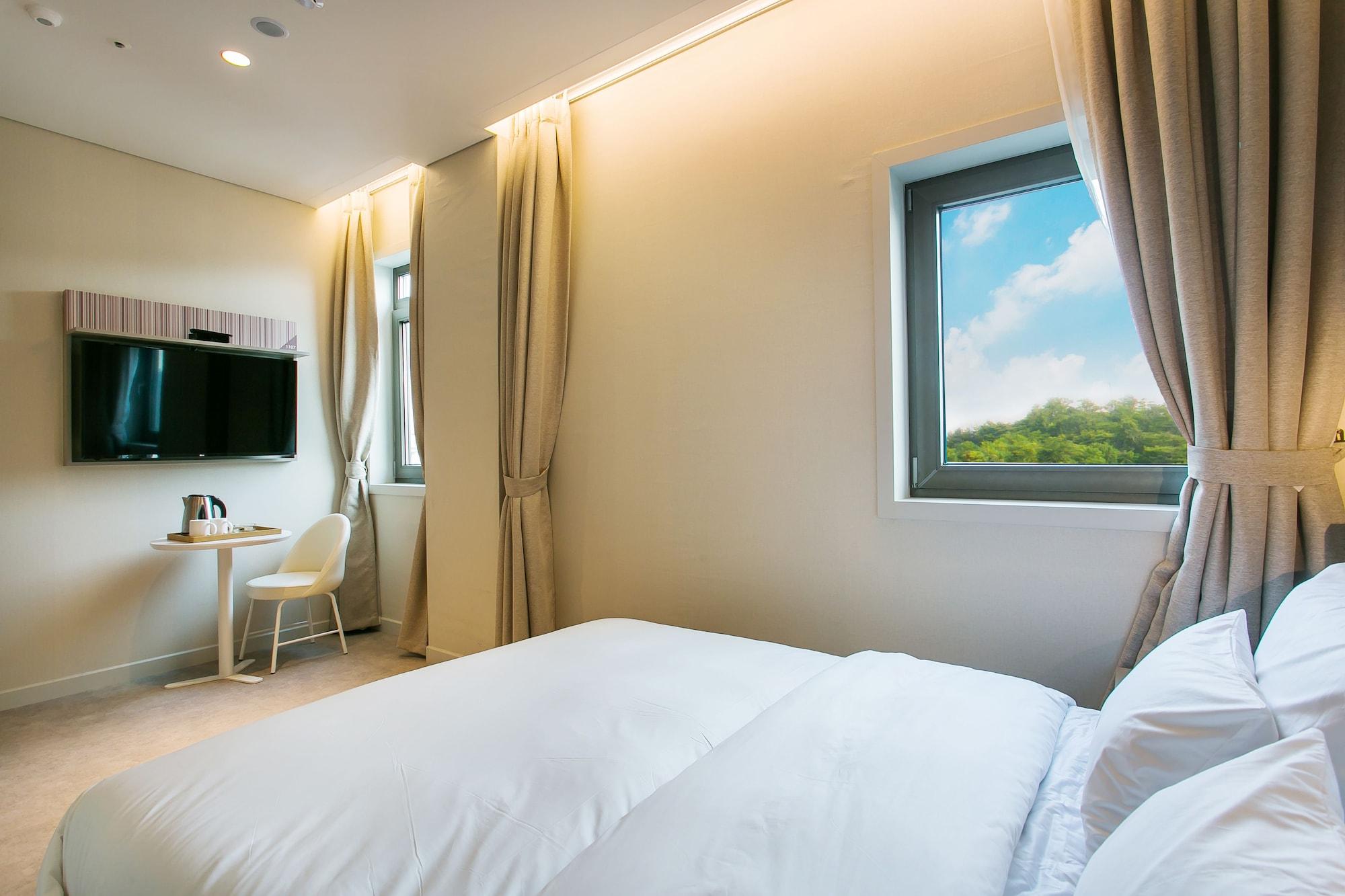 เอช อเวนิว โฮเทล อิเด ซินชอน Hotel โซล ภายนอก รูปภาพ