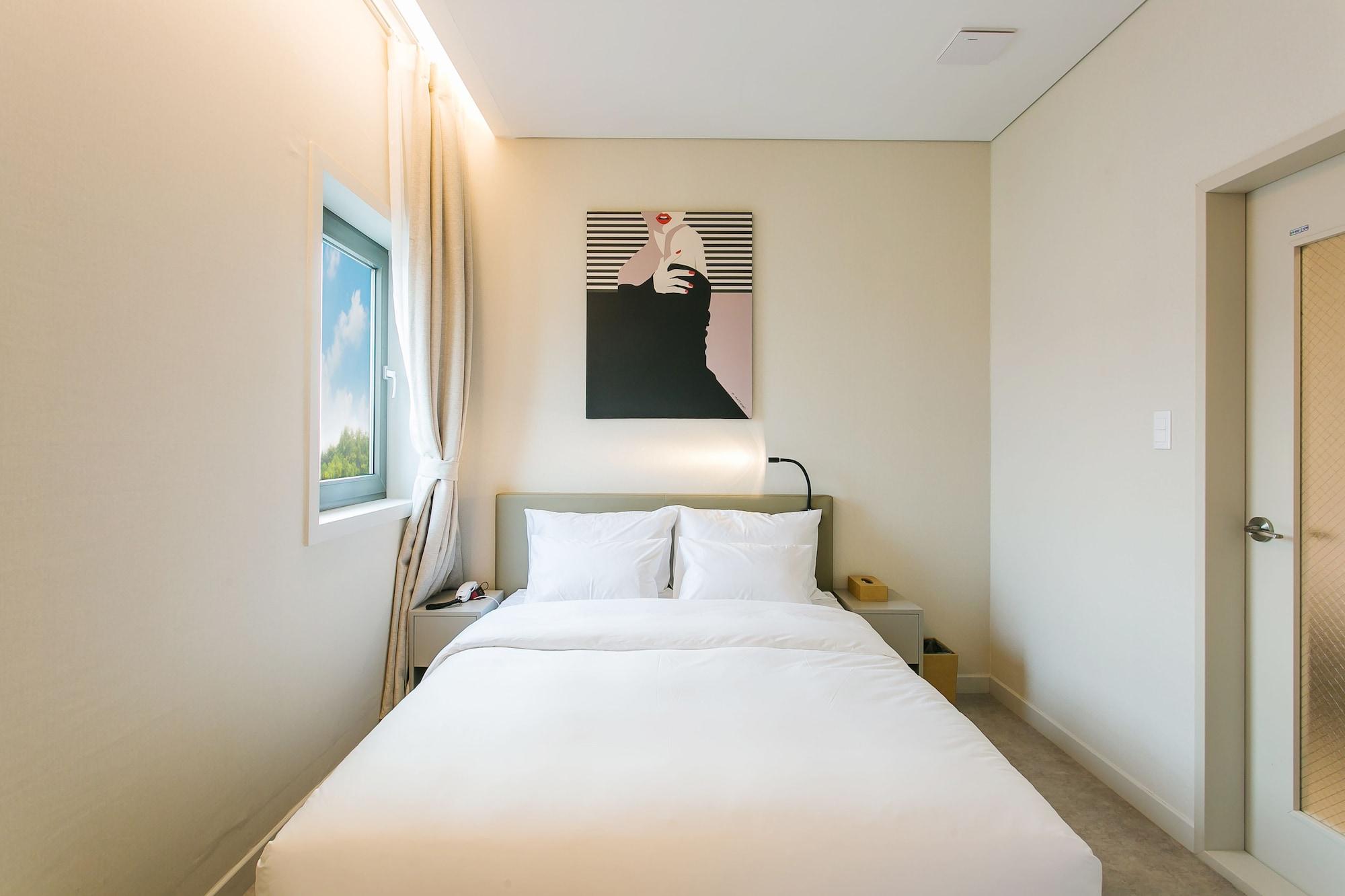 เอช อเวนิว โฮเทล อิเด ซินชอน Hotel โซล ภายนอก รูปภาพ